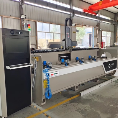 ملف الألومنيوم مراكز التصنيع CNC آلة تغيير تلقائية للعمل مع طول 3000mm