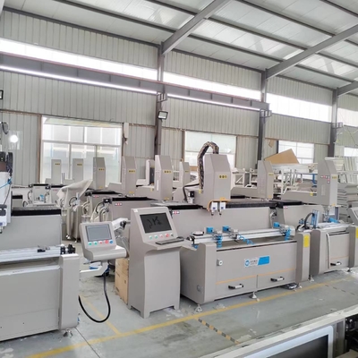 أجهزة حفر الألومنيوم ذات الرأس المزدوج CNC 1500mm 4 محور Cnc Mill