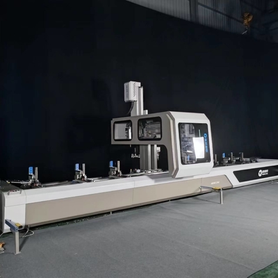 6500ملم آلة الحائط الستارية الألومنيوم 4 محور مركز التصنيع CNC