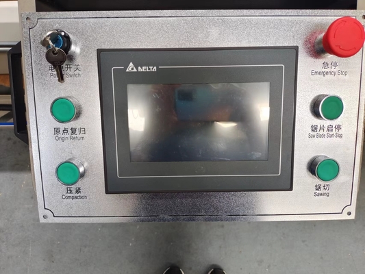 الألومنيوم أوتوماتيكي CNC المنشار المزدوج لمطار الباب والحائط الستار