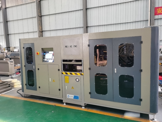 CNC 7 محورات نهاية طحن الآلات لملفات الألومنيوم ألومنيوم الباب والنوافذ صنع آلة
