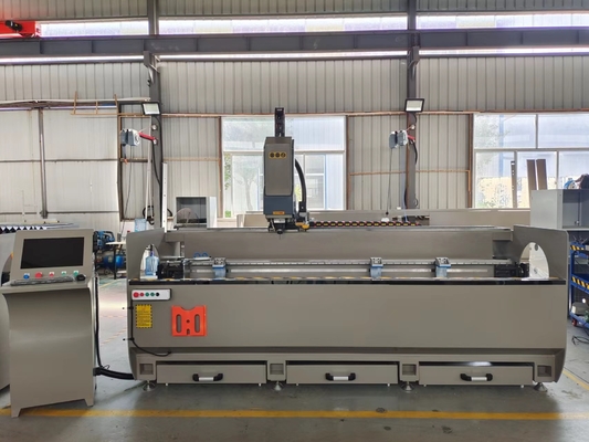 2500mm الألومنيوم و Upvc CNC حفر حفر الثقوب طحن آلة مع فوهة واحدة