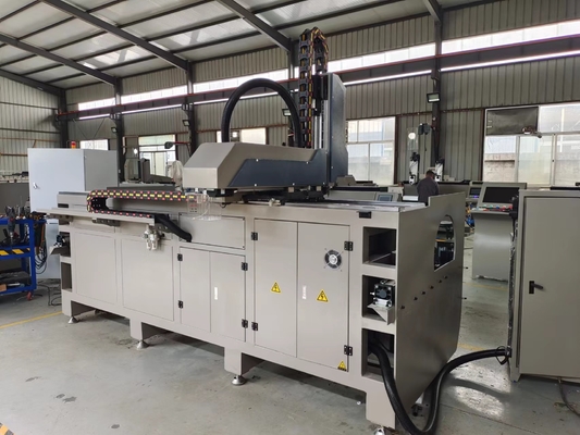 2500mm الملف الألومنيوم 3 جانبي طحن و الحفر مركز معالجة آلة CNC للضوء LED نافذة الباب