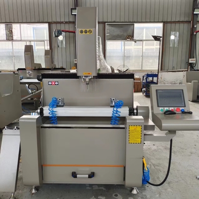 800 ملم جهاز التوجيه النسخة الصغيرة آلة الحفر CNC الألومنيوم PVC UPVC آلات باب النافذة