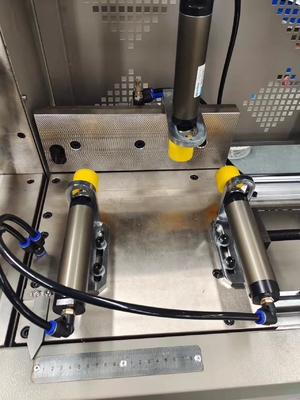CNC الآلي Miter رأت زاوية جهاز قطع الاتصال للنوافذ الألومنيوم مع 500 رأت بالد