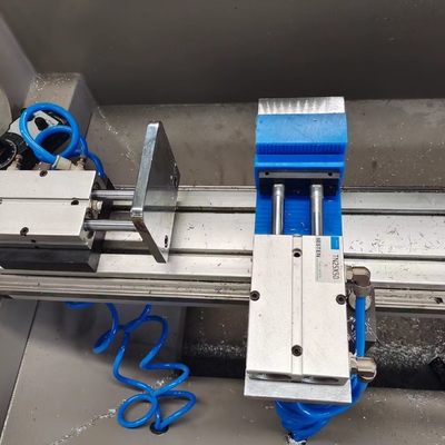 1.5m آلومنيوم CNC حفر طاحونة الآلة المستخدمة لإطار النافذة الألومنيوم