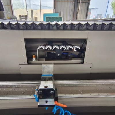ألومنيوم 3 محور مركز معالجة CNC حفر مركز آلة طحن