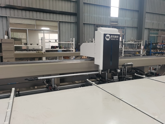 550mm شفرة شفرة مركز القطع الألومنيوم CNC واحد الرأس الألومنيوم النافذة الباب الستارة جدار آلة