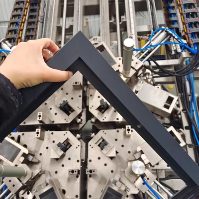 محترفين CNC آلومنيوم زاوية النافذة محطم آلة المبيعات