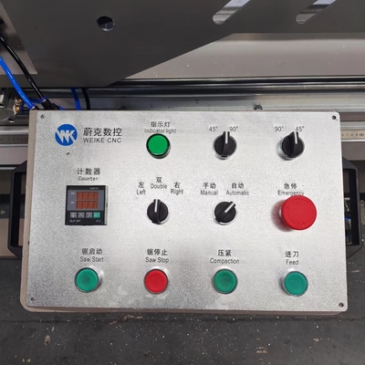 550 شفرة الألومنيوم UPVC نافذة الباب آلة قطع CNC رأس مزدوج قطع قطع