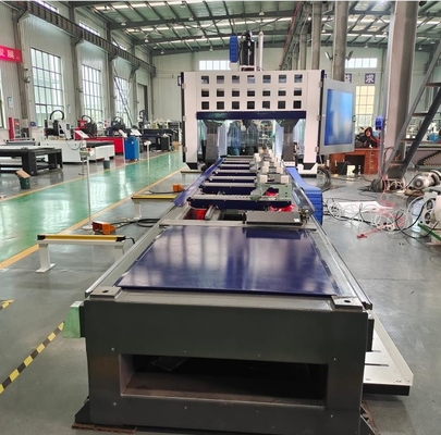 5 محاور مركز معالجة CNC عمودي لملفات الألومنيوم الصناعية والأبواب والنوافذ والجدران الستارة ، الخ