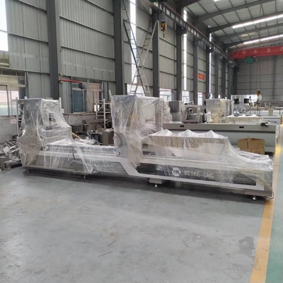 آلة القطع ذات الرأس المزدوج التي يتم التحكم بها بواسطة CNC مع منشارات 550 'خاصة لملفات الألومنيوم