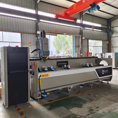 3 محورات ألومنيوم مركز التصنيع CNC مع طاولة العمل يمكن أن تدور من +90 درجة إلى -90 درجة