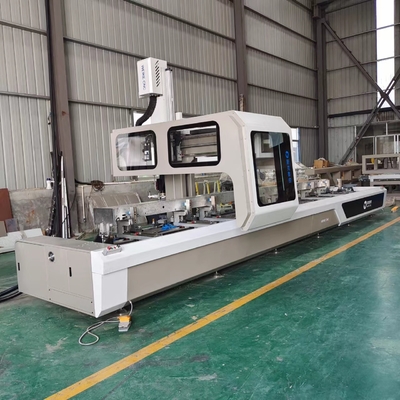 6500ملم 7000ملم النوع غانتري عمود عمودي الألومنيوم مركز التصنيع CNC نافذة الباب الستار جدار قطع المنشار
