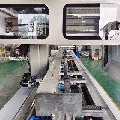 الألومنيوم و Upvc 4 محور مركز التصنيع CNC مع 300mm رأس بالد للحفر وقطع ملف الألومنيوم