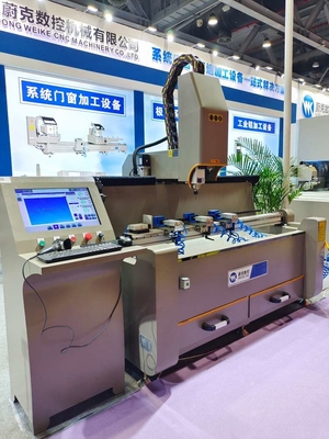 أجهزة حفر الألومنيوم ذات الرأس المزدوج CNC 1500mm 4 محور Cnc Mill