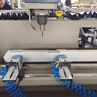الألومنيوم الشخصي مركز التصنيع باستخدام الحاسب الآلي مركز الباب والنافذة الألومنيوم CNC التوجيه